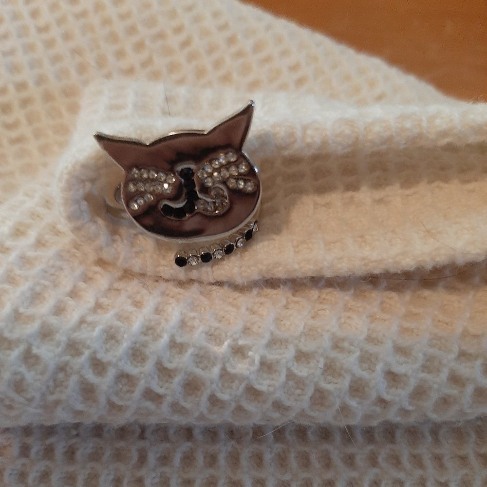 Cat Rhinestone Ring - Picture 2 of 3